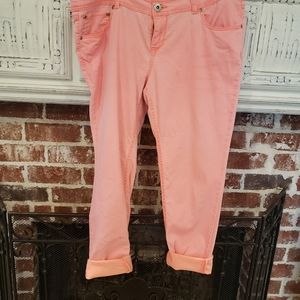 SIZE 15 STRETCH DENIM CROPPED JEANS